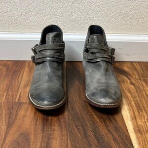 Free People Gray Leather Ankle Boots EU 36 / US 6